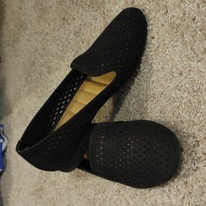 Me too Adam Tucker Flats size 7